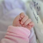Можно ли прописать новорожденного ребенка через Госуслуги